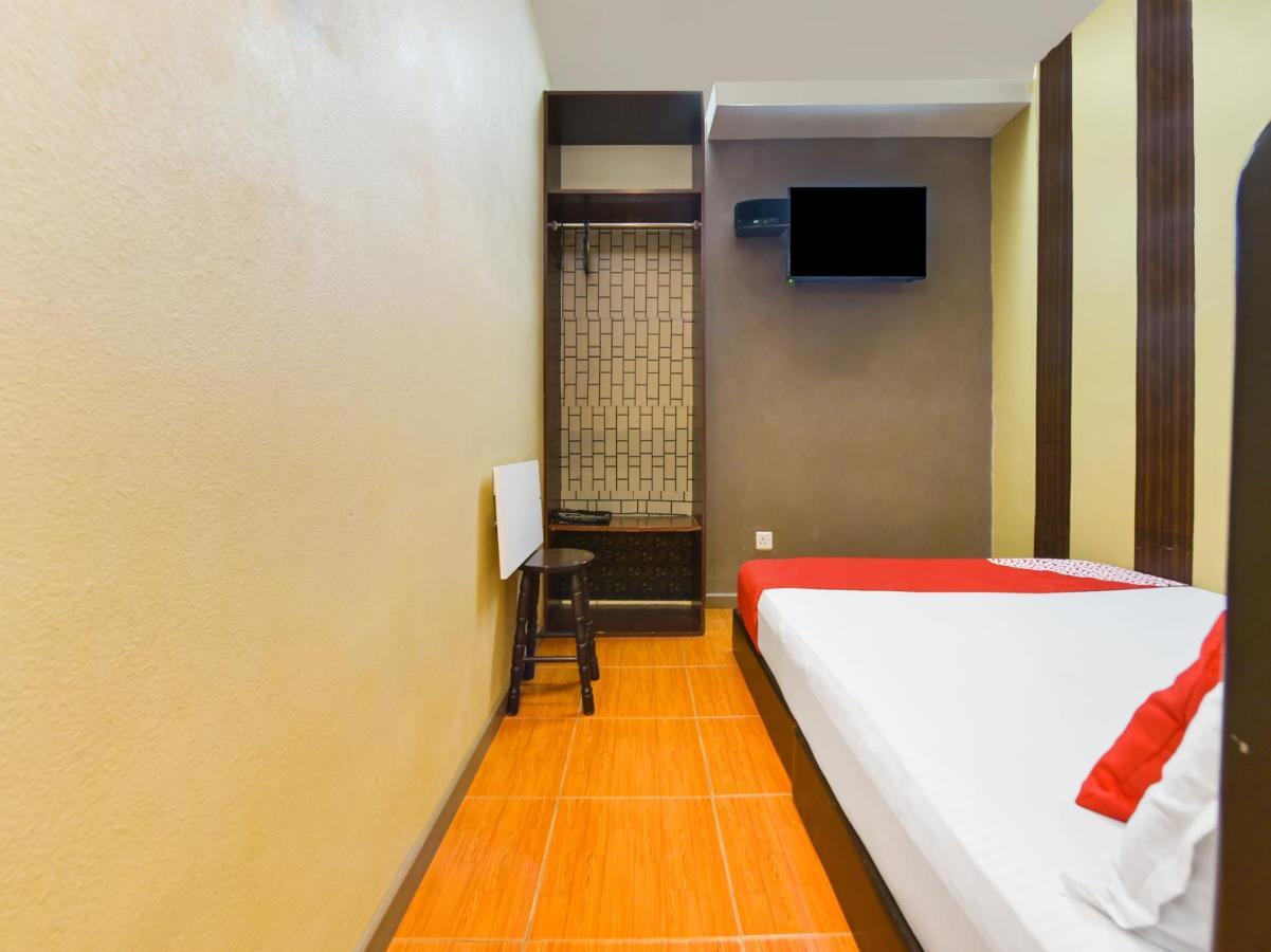 Oyo 44123 Hotel Al-Saif Kuala Kerai Exteriér fotografie